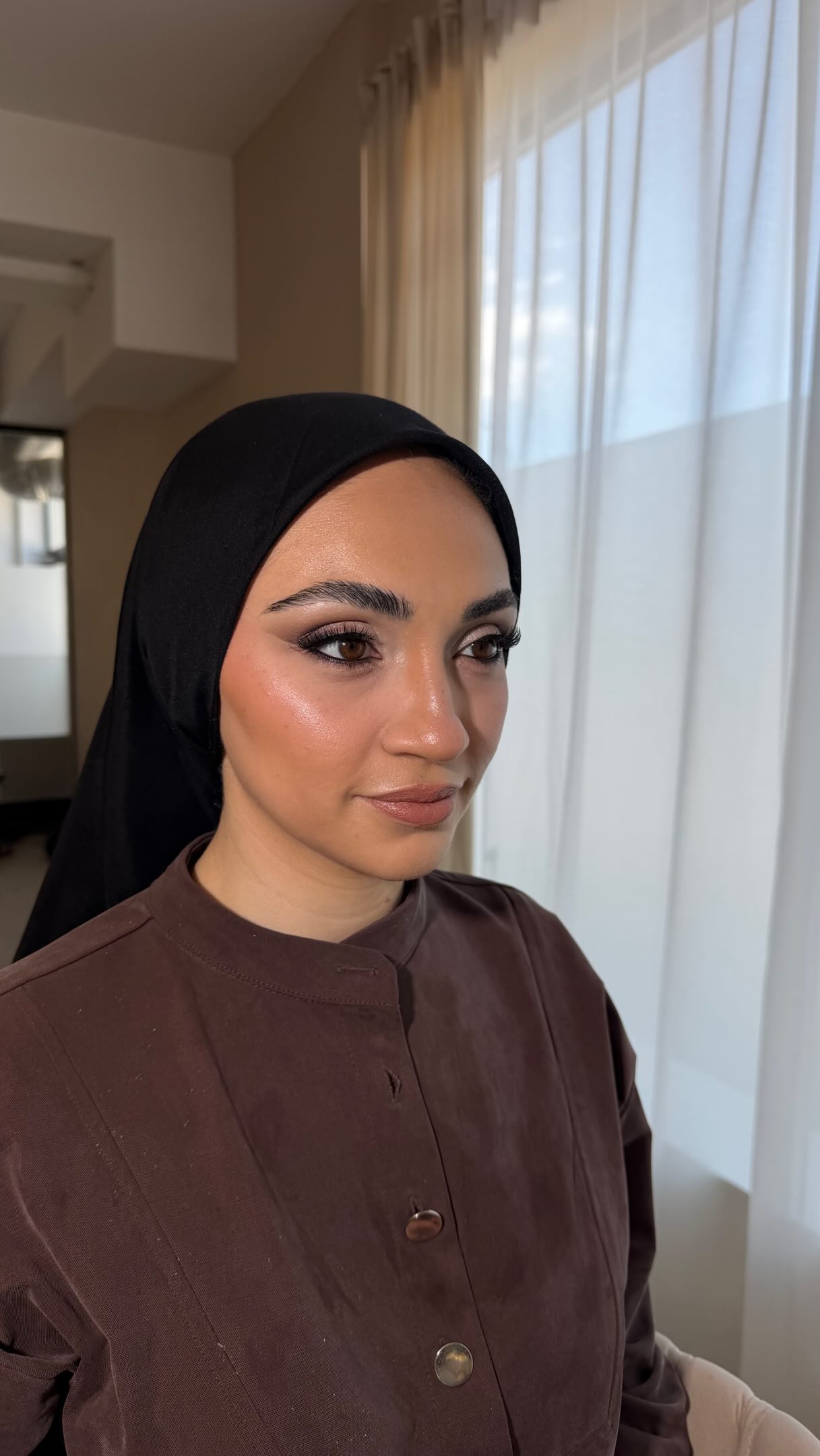 Soft Glam Make-up für einen festlichen Anlass